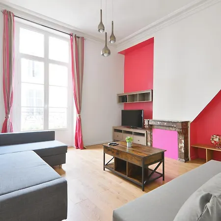 Appartement Quartier Place Des Vosges-3